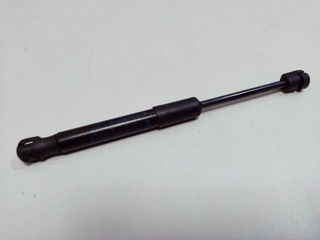 Siłownik maski 7419387