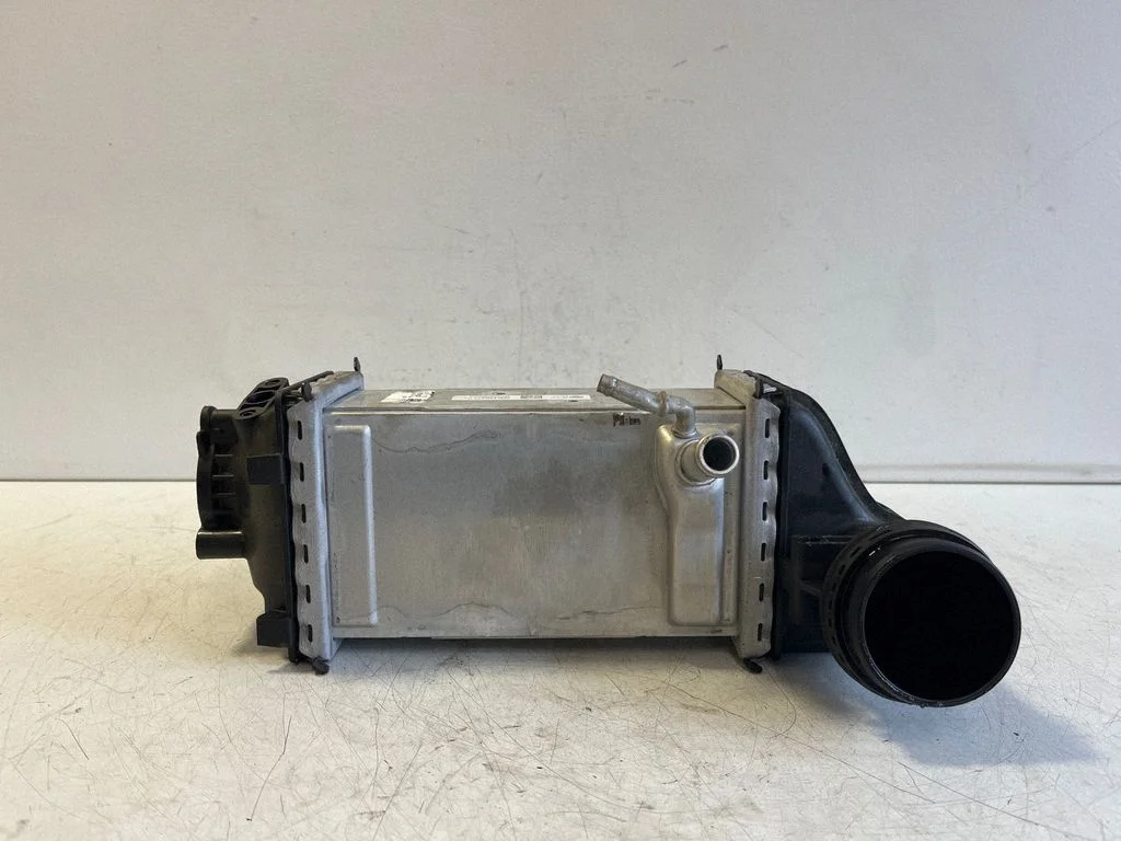 Intercooler radiator 05C145785D