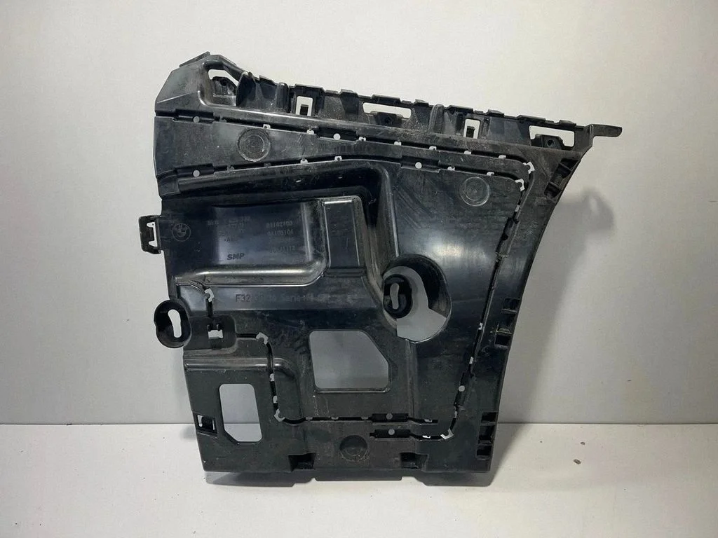 Aizmugurējā bufera turētājs – BMW 4. sērija F32 F33 (2013-2020)