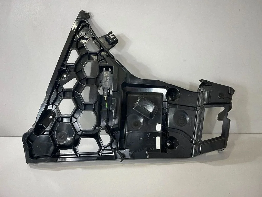 Rear bumper mounting bracket 8085684 – BMW X6 G06 (2019-)