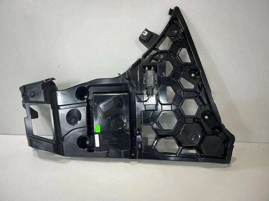 Rear bumper mounting bracket 8085683 – BMW X6 G06 (2019-)