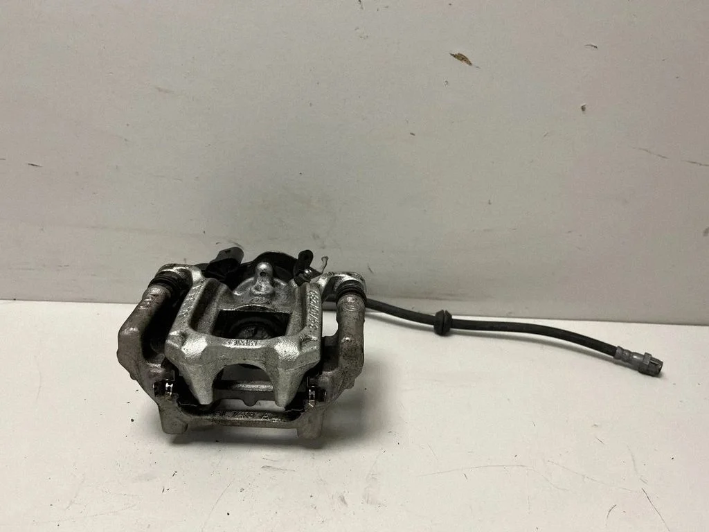 Rear brake caliper 8837100