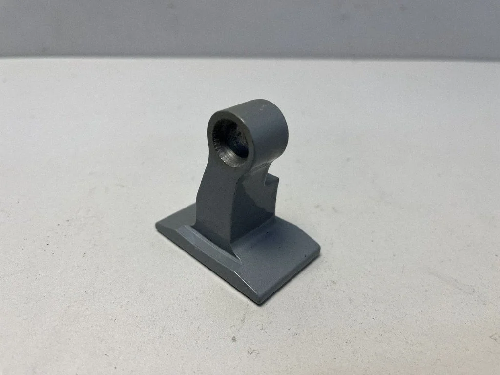 Front door upper hinge 7246066