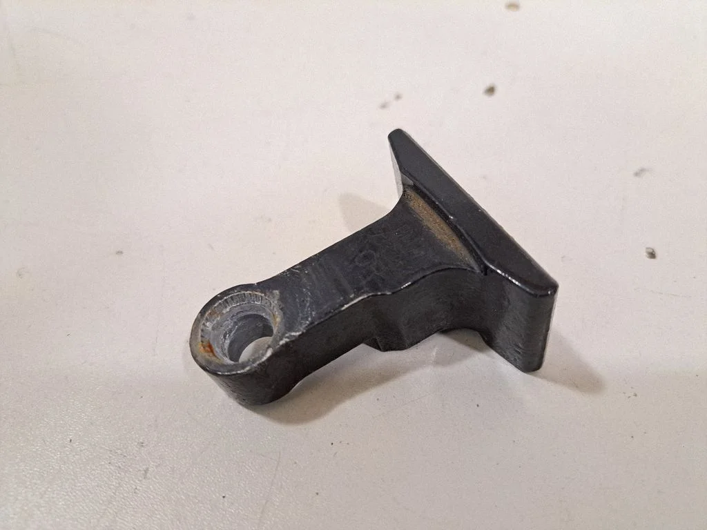 Rear door upper hinge 7333062 – BMW X6 G06 (2019-)