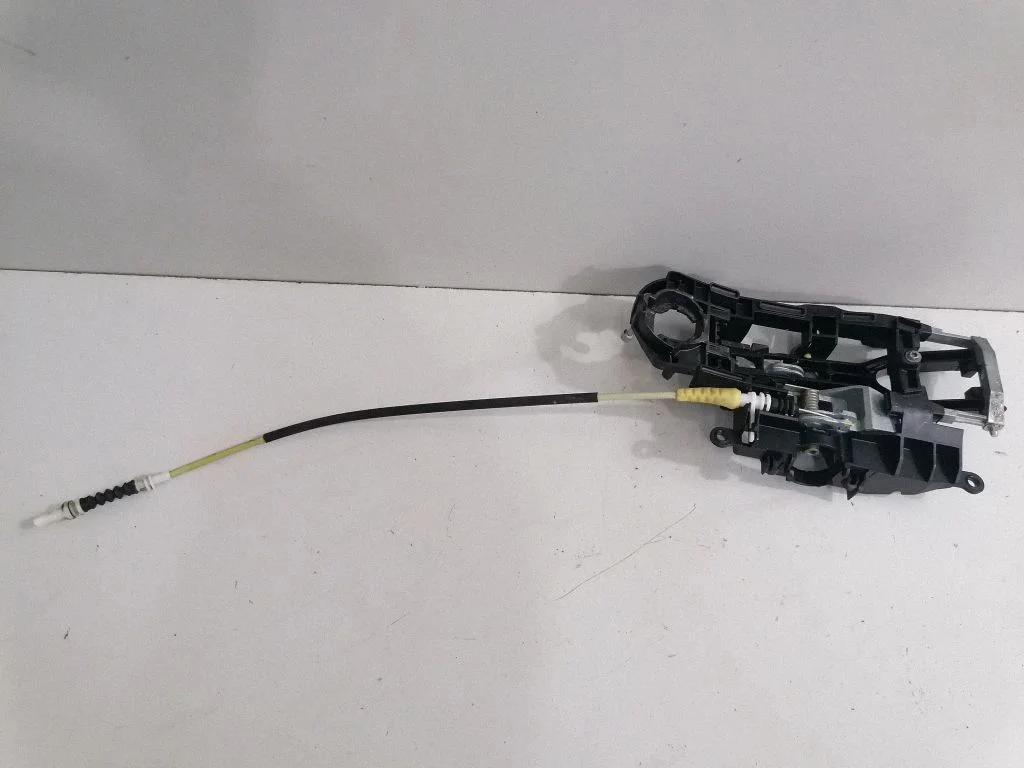 Rear door interior handle 7187228