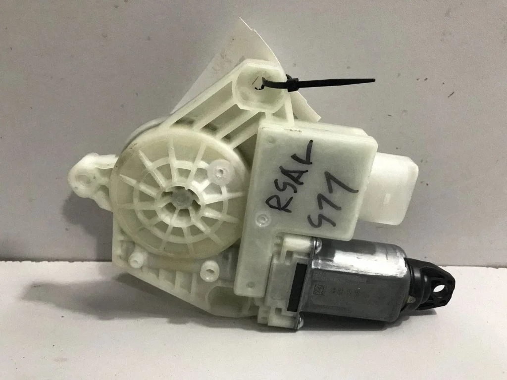 Rear door window regulator motor – BMW 7 Series G11 G12 (2015-2022)