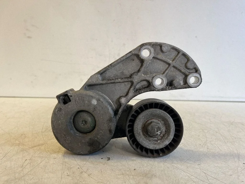 Generator/alternator belt tensioner 03H145299C