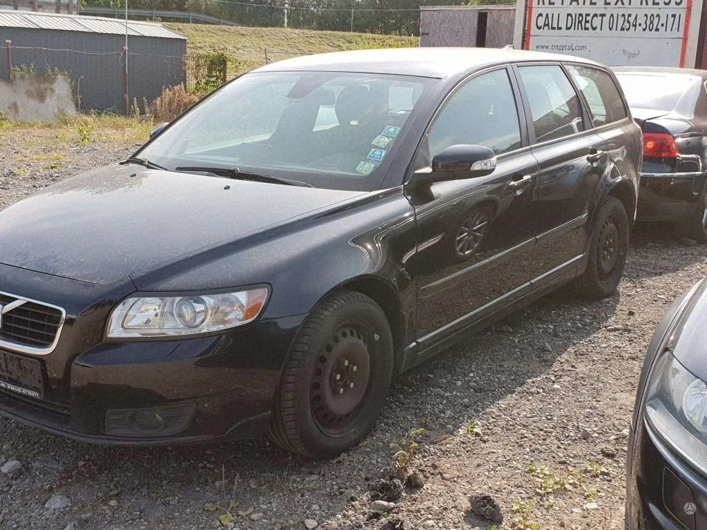 Volvo V50