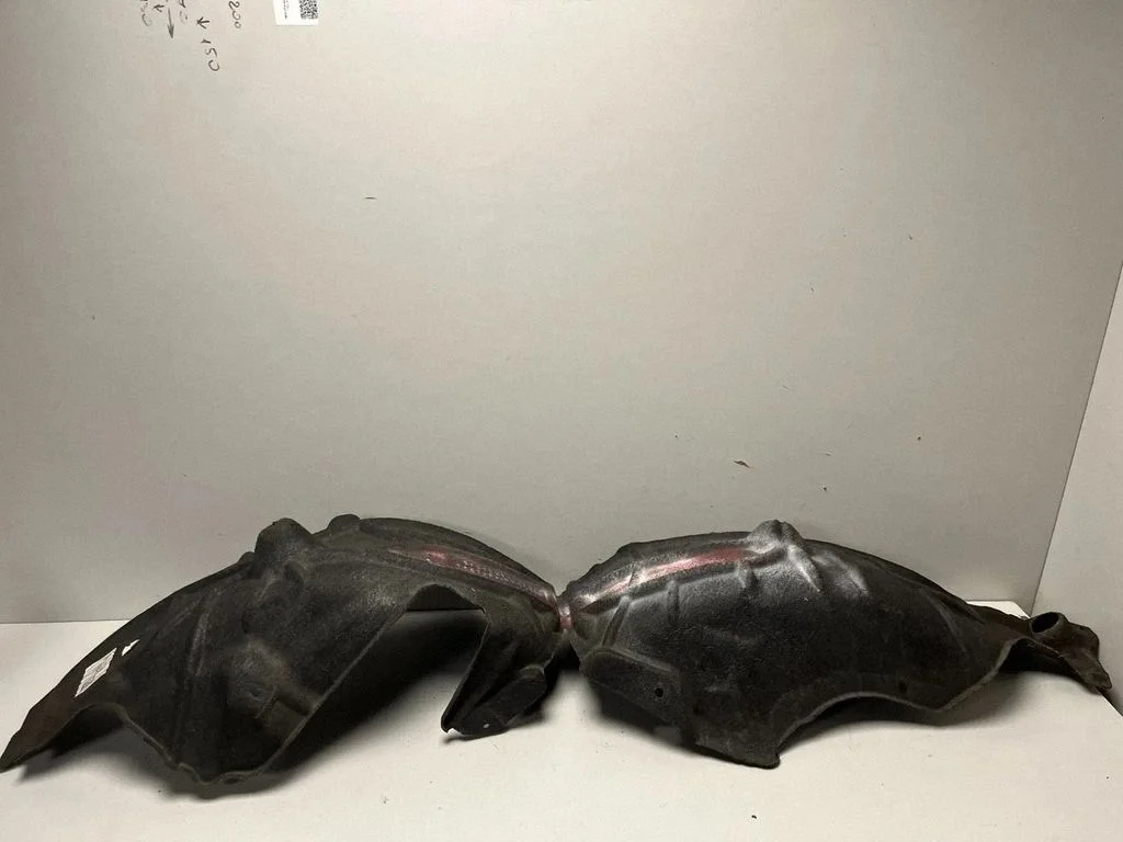 Rear arch fender liner splash guards 9629837