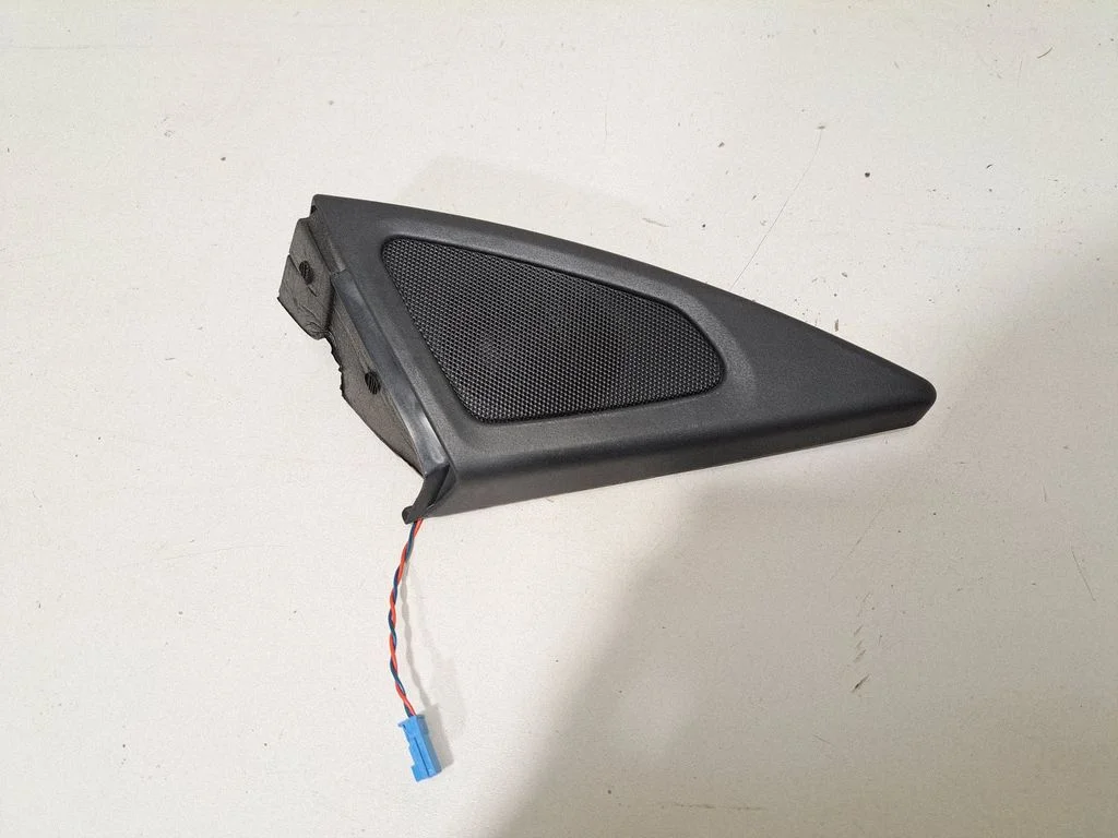 Dash center speaker trim cover