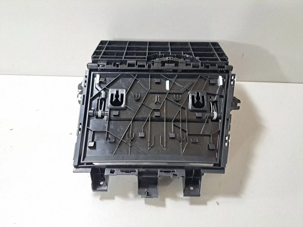 Glove box 5A55208