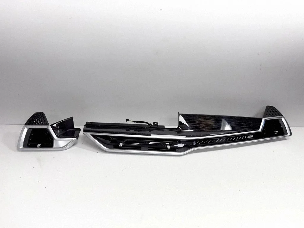 Dashboard glove box trim 9634830