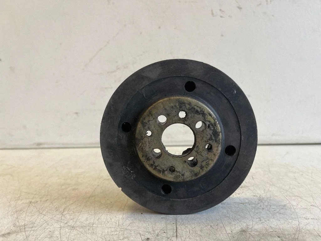 Crankshaft pulley – Volkswagen Passat B5.5 (2001-2005)