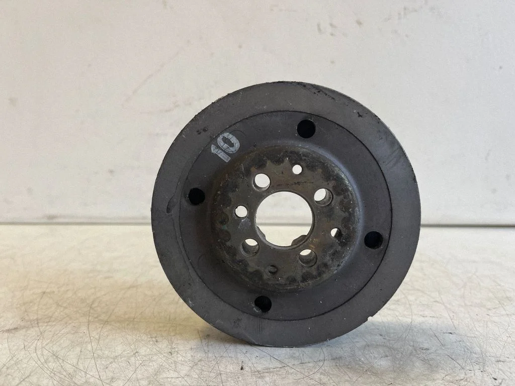 Crankshaft pulley 038105243 – Volkswagen Passat B5.5 (2001-2005)