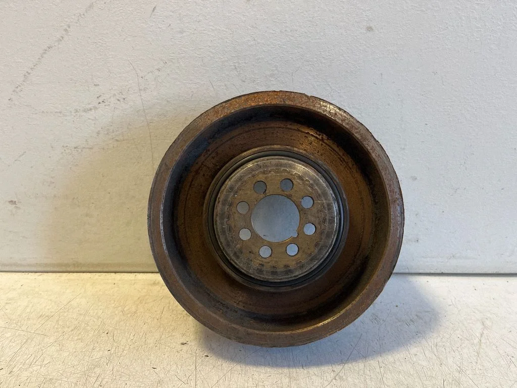 Crankshaft pulley 059105251AC – Volkswagen Passat B5.5 (2001-2005)