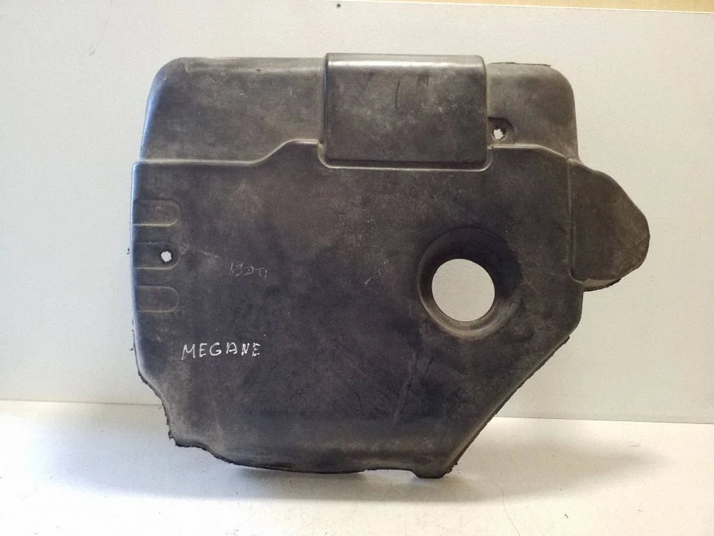 Engine cover (trim) 7700109350 – Renault Megane I (1995-2002)