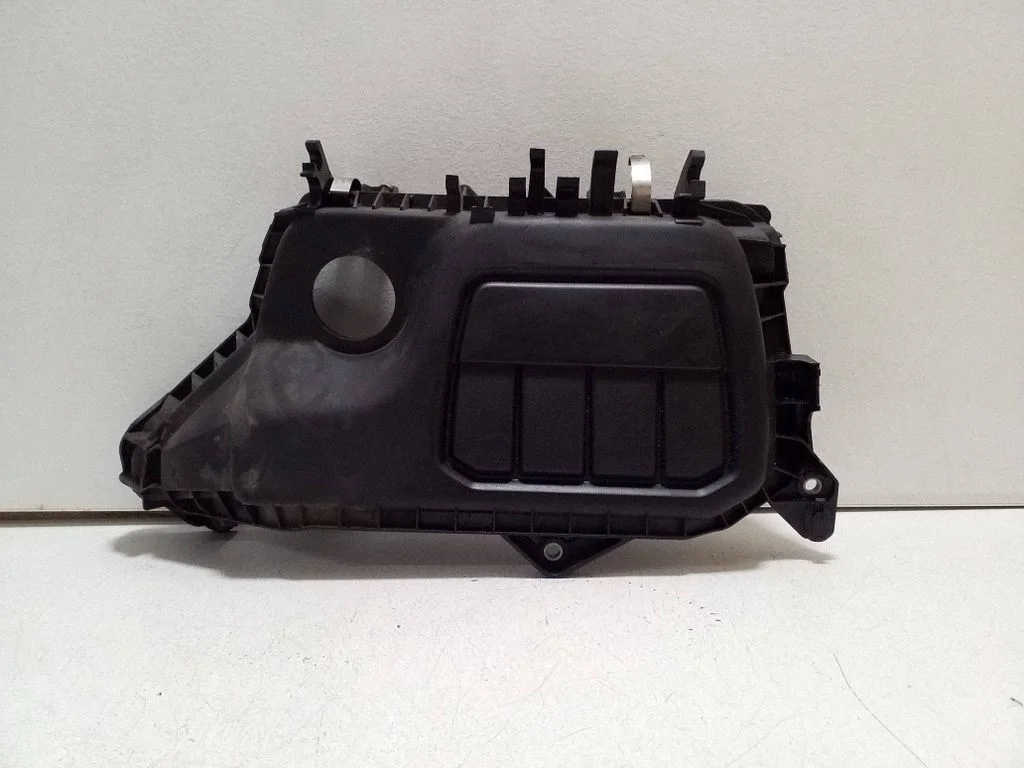 Engine cover (trim) 91724