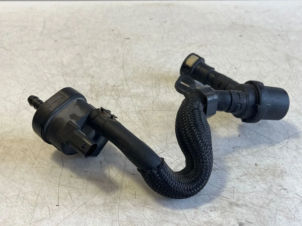 Zawór elektromagnetyczny turbo 03H906517