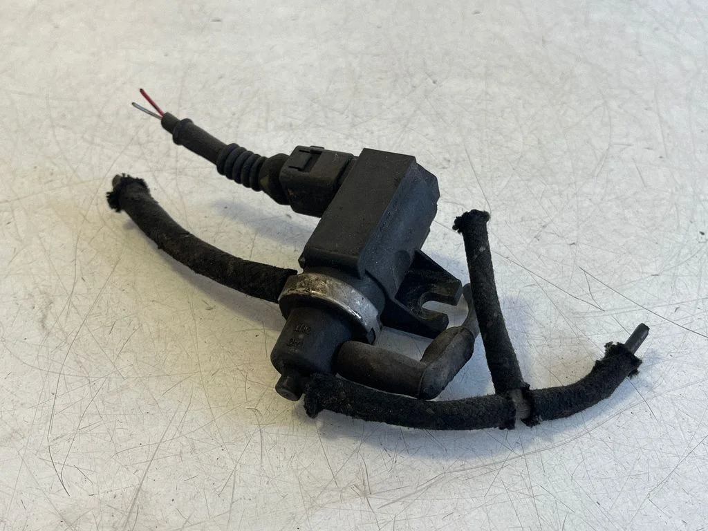Turbo solenoid valve 1J0906627 – Volkswagen Passat B5.5 (2001-2005)