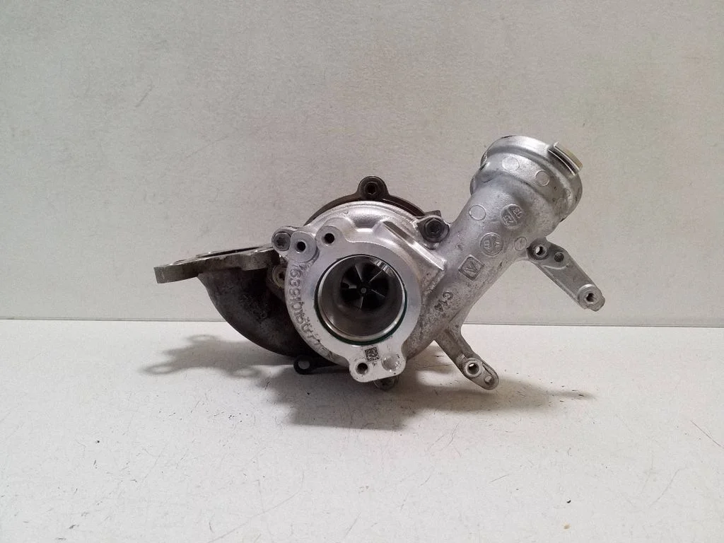 Turbocharger 05C145701F