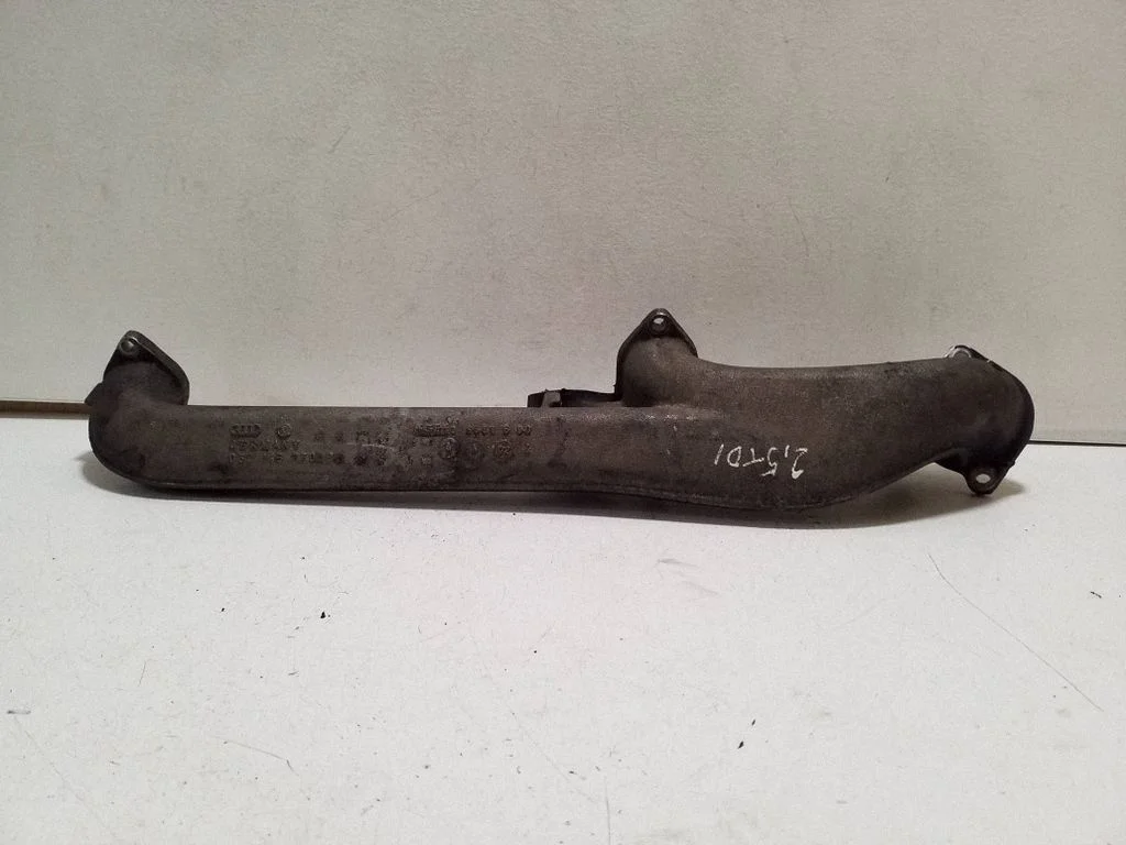 Intake manifold 059145770A – Volkswagen Passat B5.5 (2001-2005)