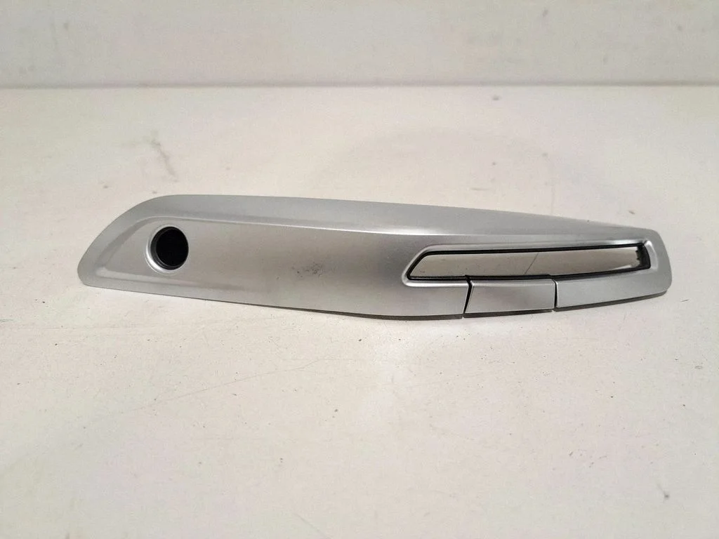 Tagumiste uste sisevooder – BMW Series 8 M8 F91 F92 G14 G15 (2019-)