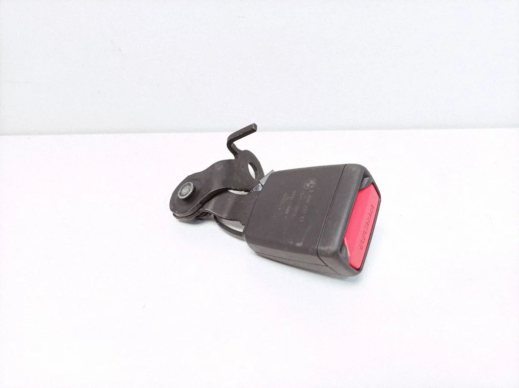 Rear seatbelt buckle 9490297 – BMW iX1 (2022-)