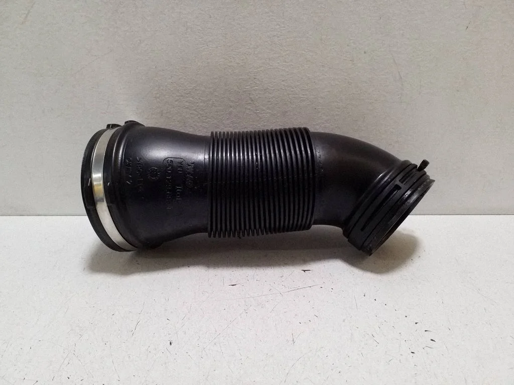 Air intake duct part 5Q0129684E