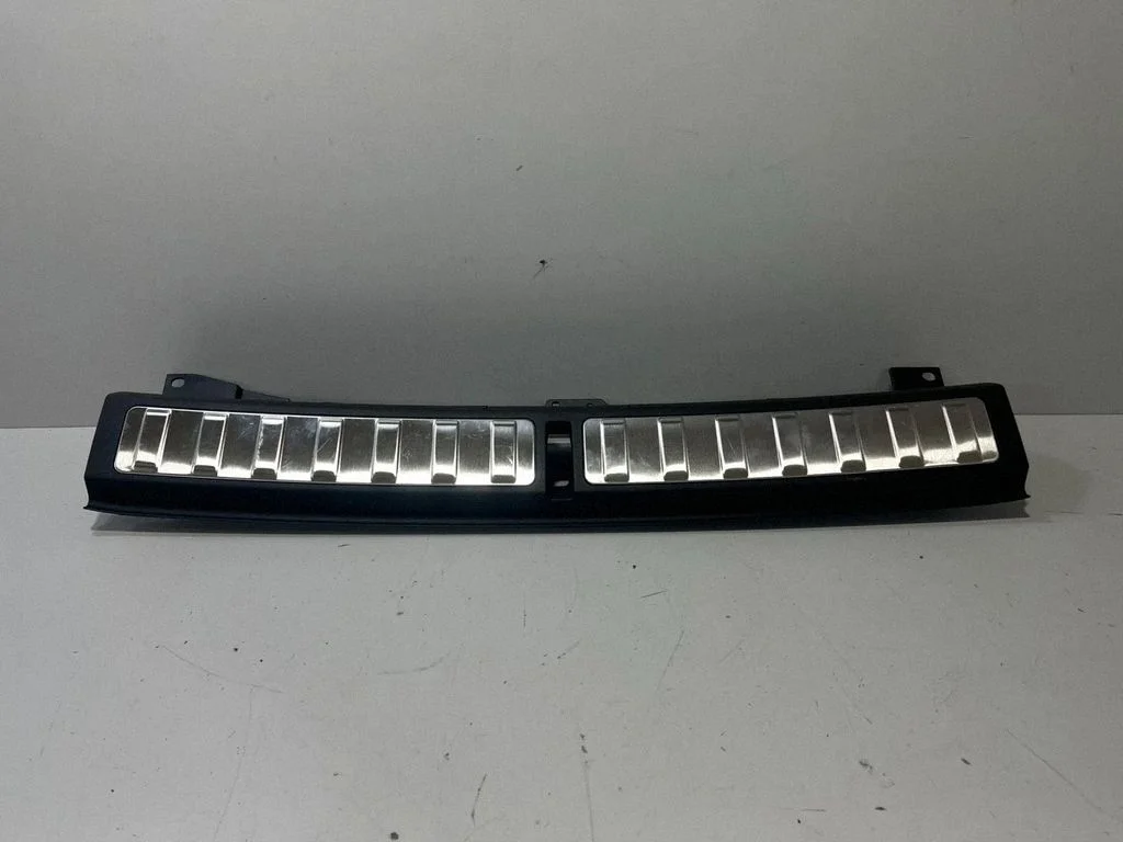 Bagāžnieka sliekšņa apdare – BMW X6 G06 (2019-)