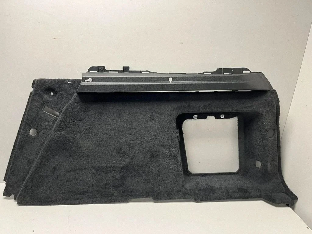 Trunk/boot side trim panel – BMW XM (2022-)