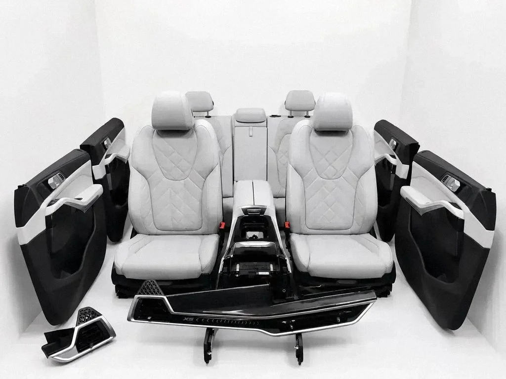 Interior set 5A443D2