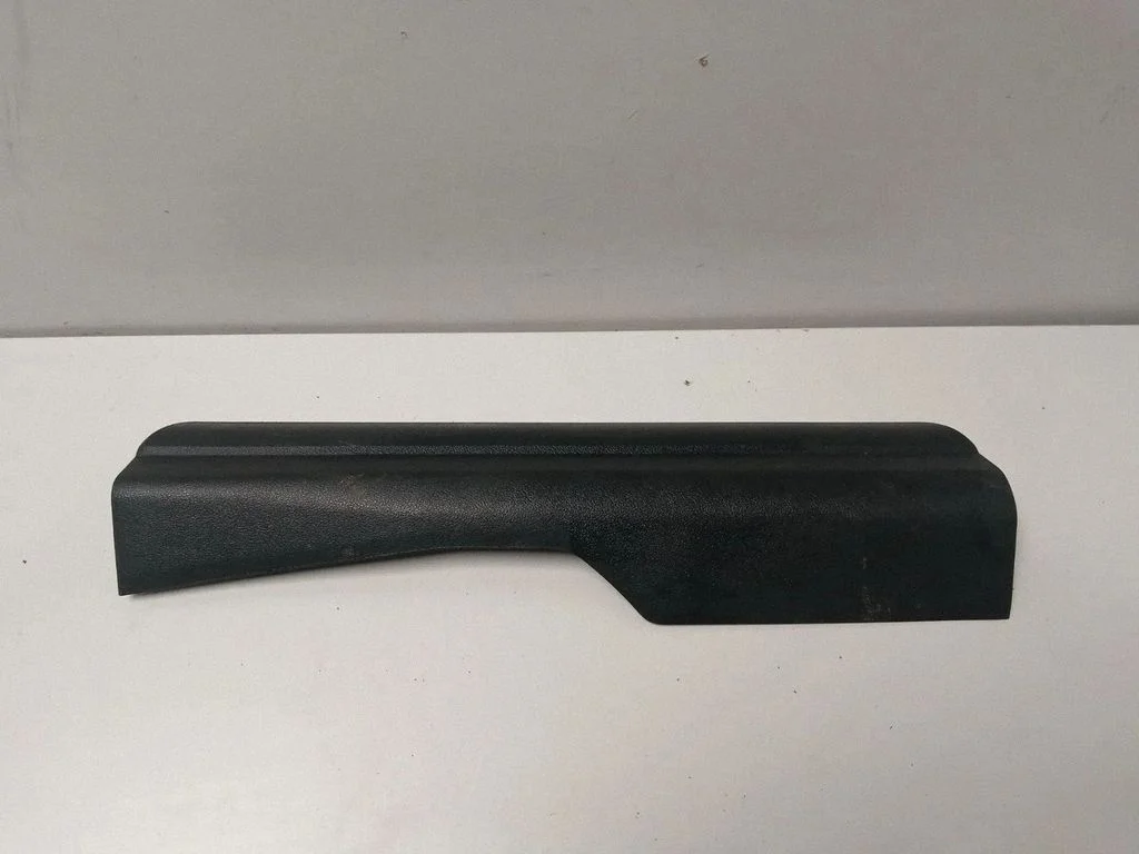(A) pillar trim 7491187