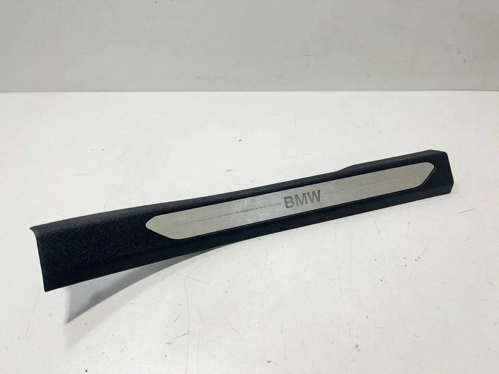 Rear sill trim cover 7434258 – BMW X7 G07 (2018-)
