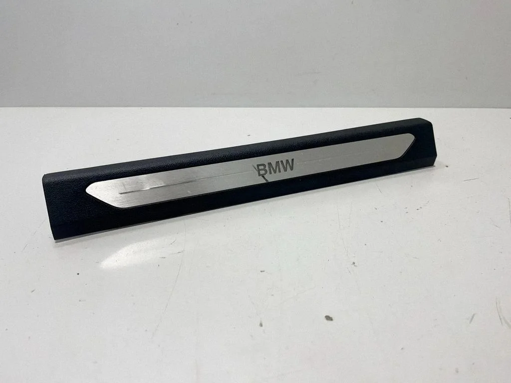 Front sill trim cover 7434240 – BMW X7 G07 (2018-)