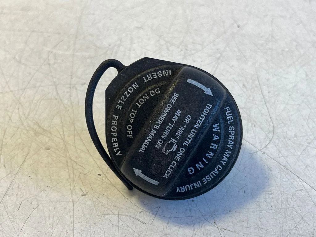 Fuel tank filler cap 7P0201553D