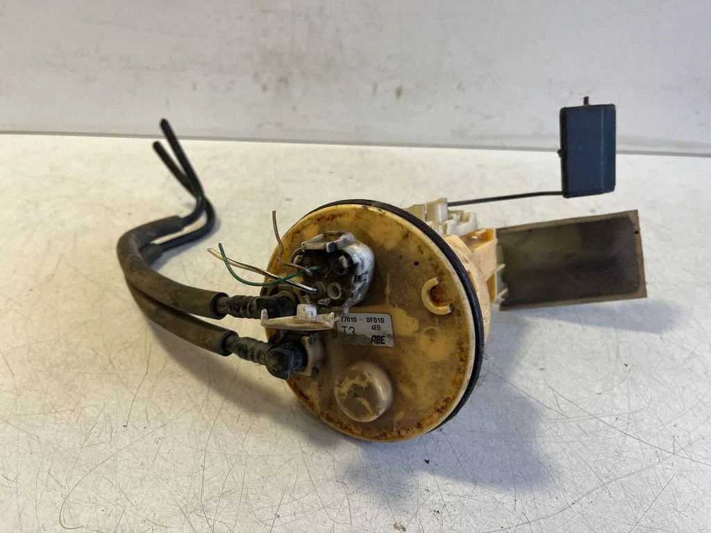 Kütusepump (paagis) – Toyota Corolla Verso E121 (2004-2007)