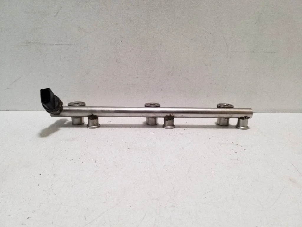 Fuel main line pipe 03H133317P