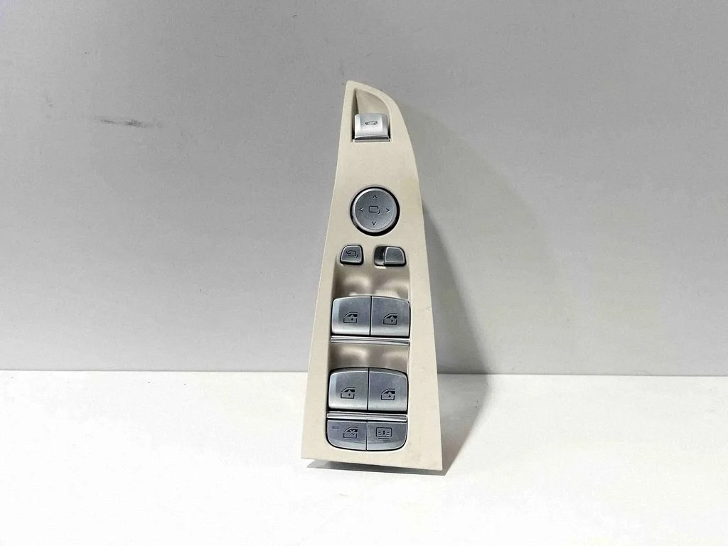 Electric window control switch 7956449 – BMW X7 G07 (2018-)