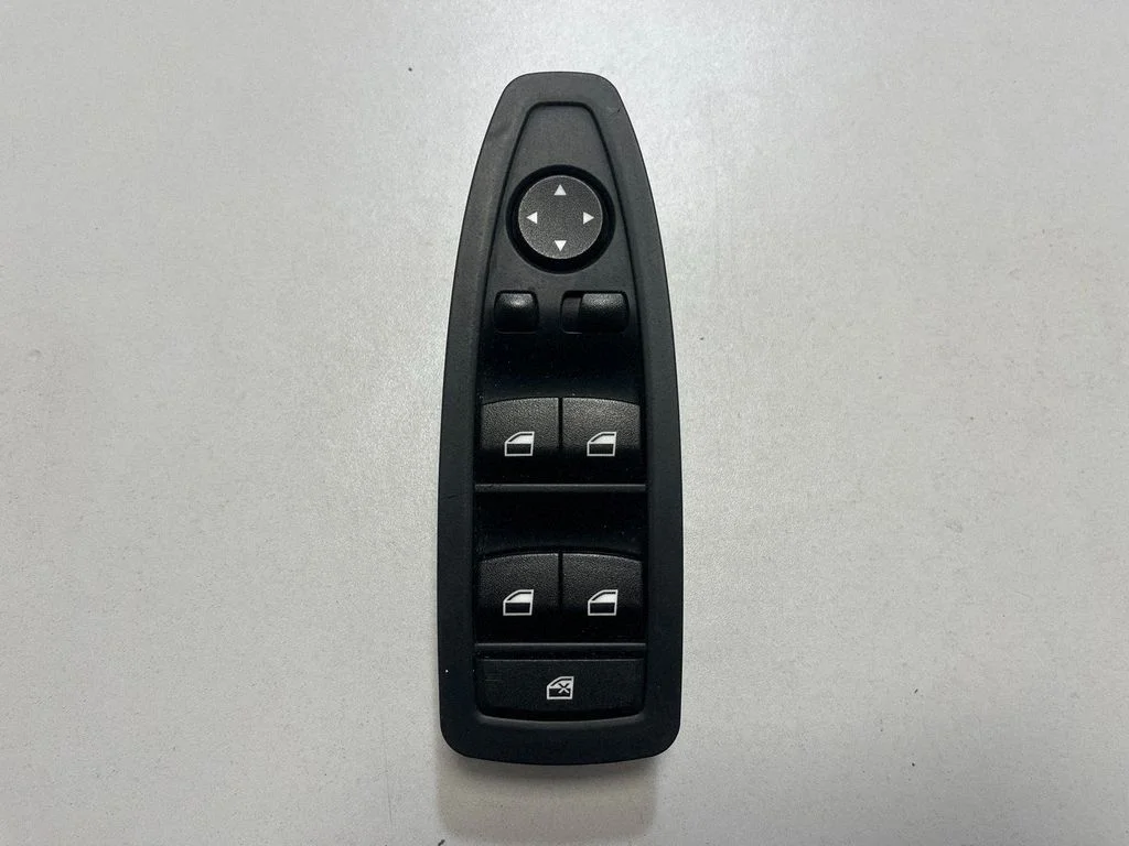 Elektrisko logu slēdzis 9208111