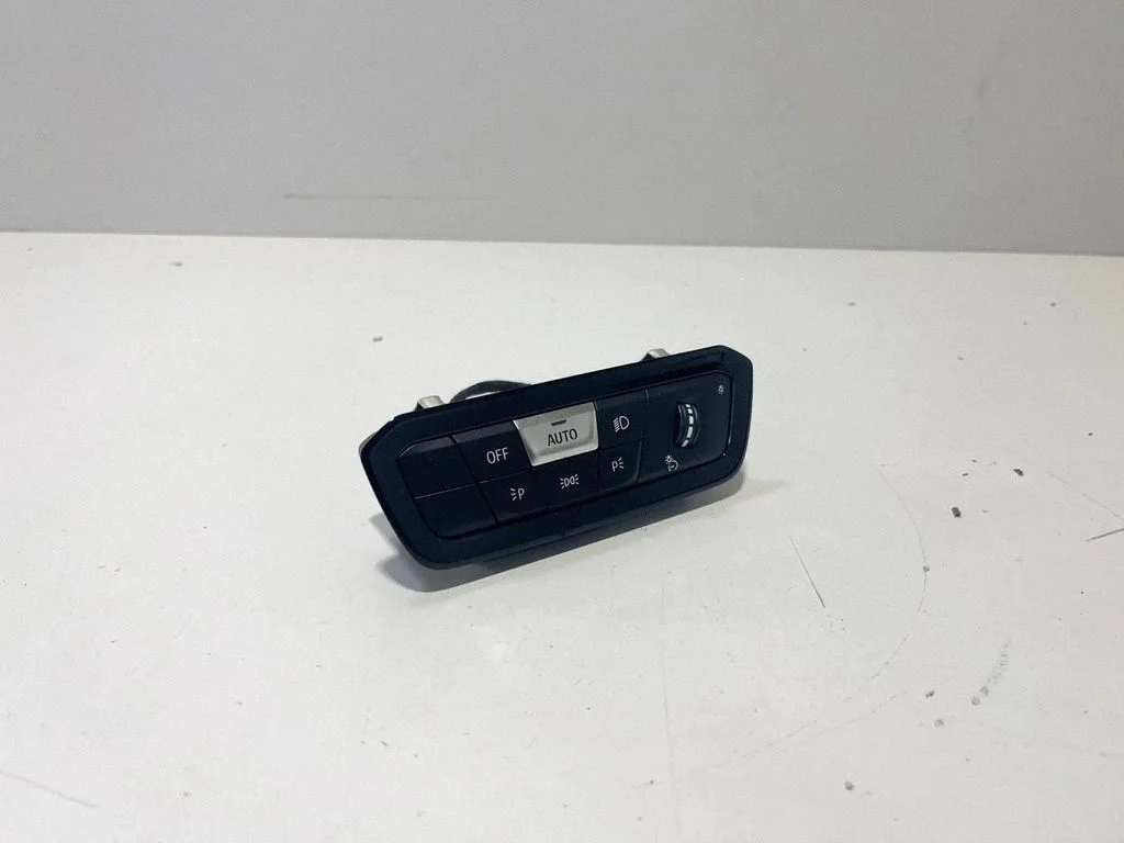 Gaismu slēdzis – BMW 3. sērija G20 G21 (2019-)