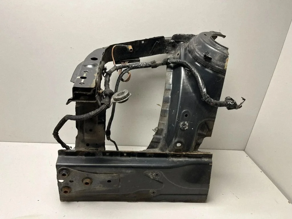 Front quarter panel 2210770