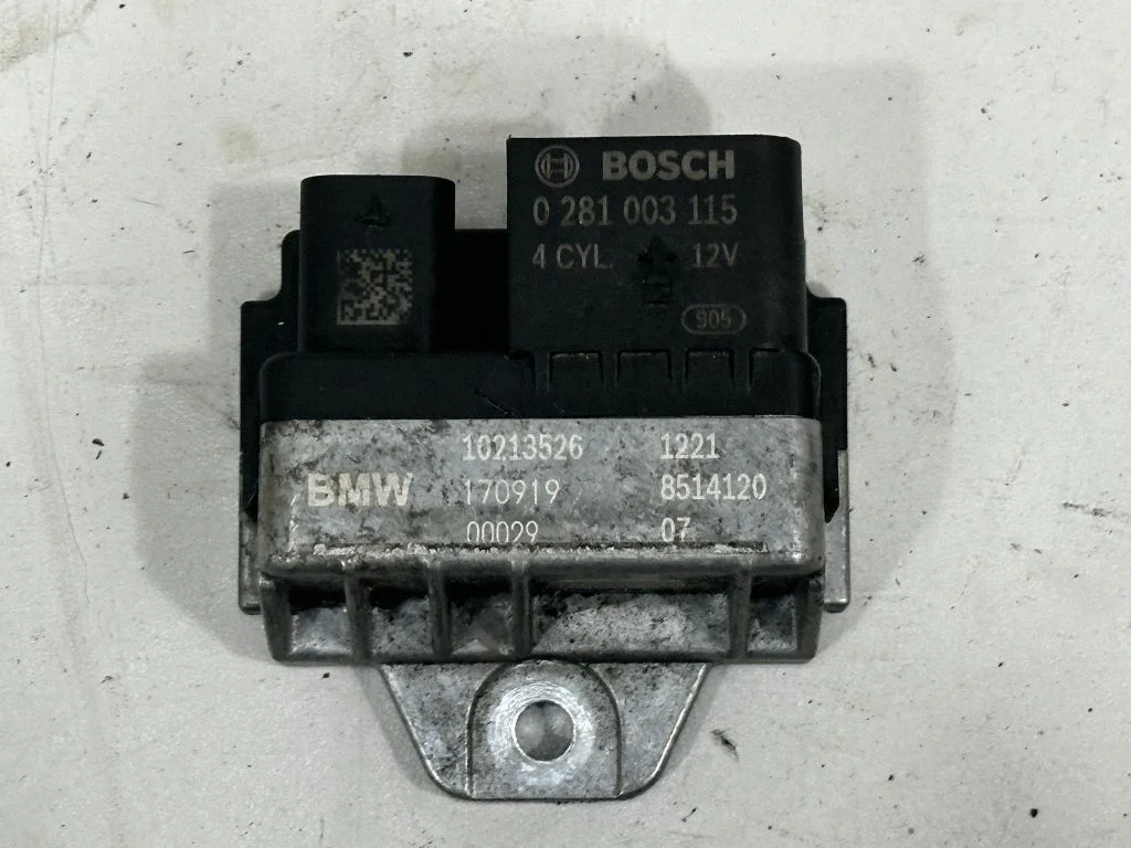 Kvēlsveču priekšuzsildes relejs 8514120