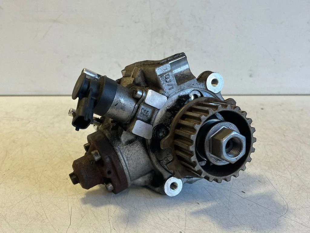 Kütuse kõrgsurvepump 0445010739
