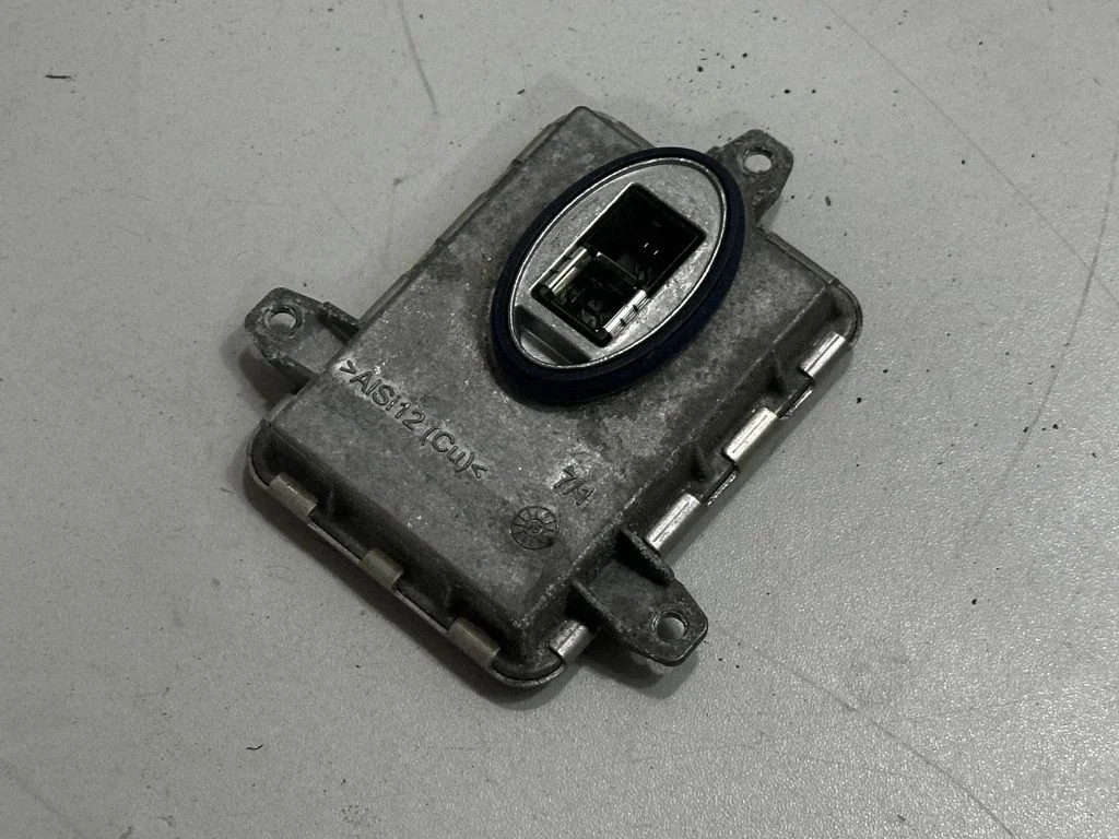 Xenon control unit/module – BMW X5 F15 (2013-2017)