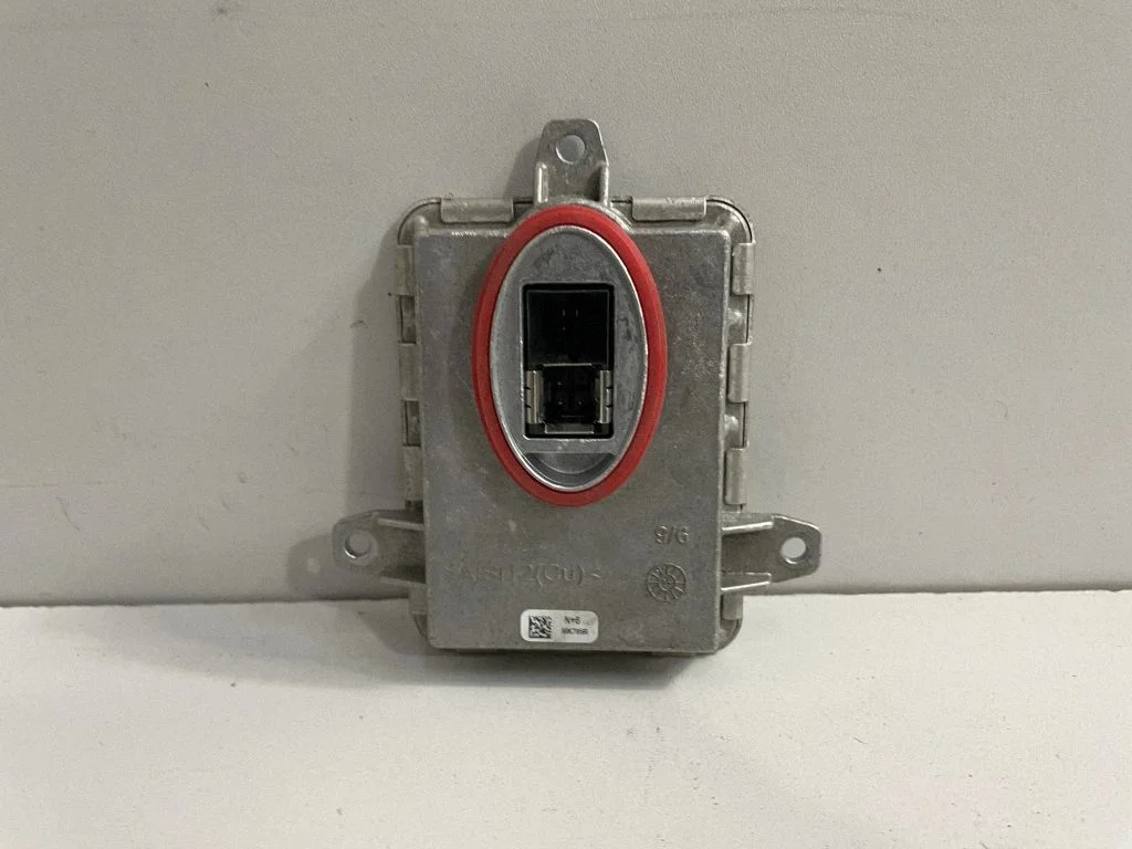 Xenon control unit/module – Mercedes-Benz GL-Class X166 (2013-2019)