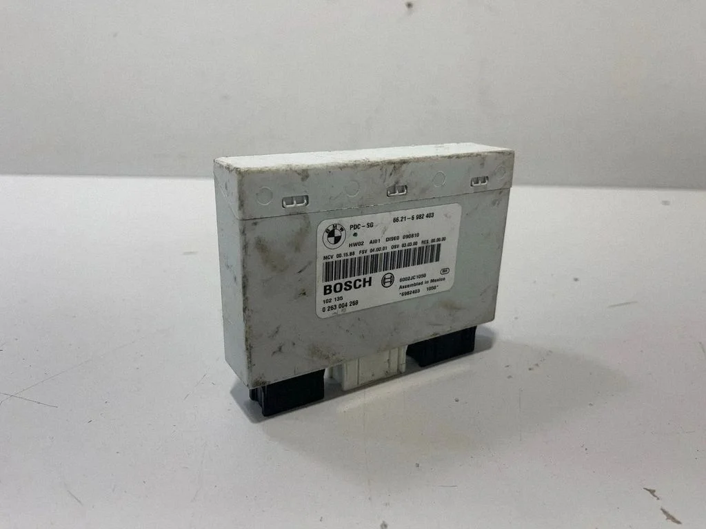 Parkošanās (PDC) sensoru vadības bloks 6982403