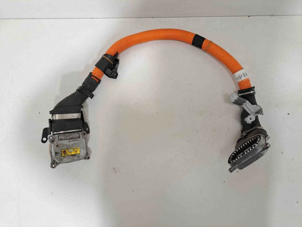 Plusa vads (akumulatora) 9426357