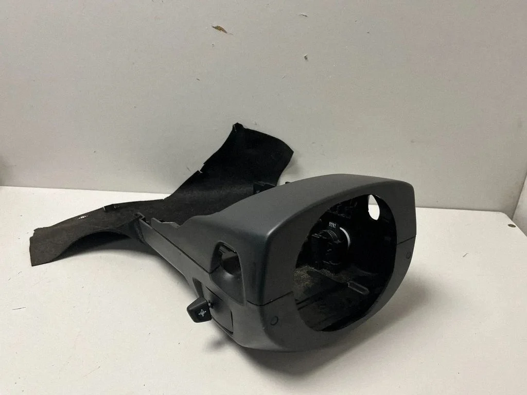 Stūres statnes apdare – BMW XM (2022-)