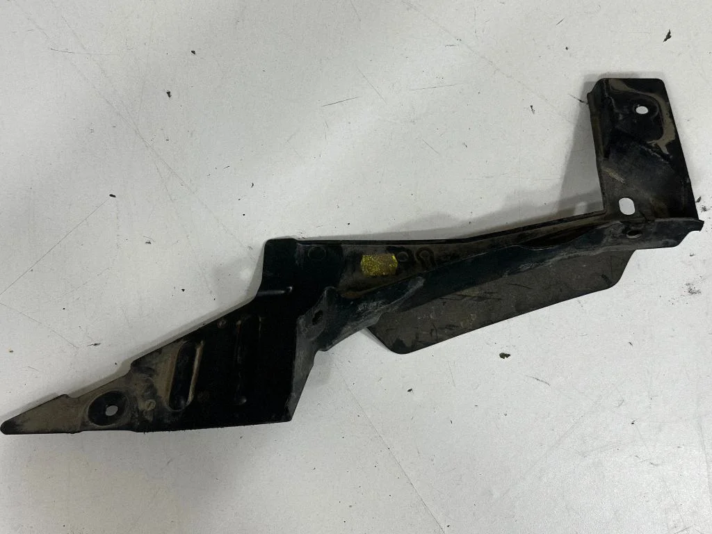 Tagumine porikaitse 7932076 – BMW iX1 (2022-)