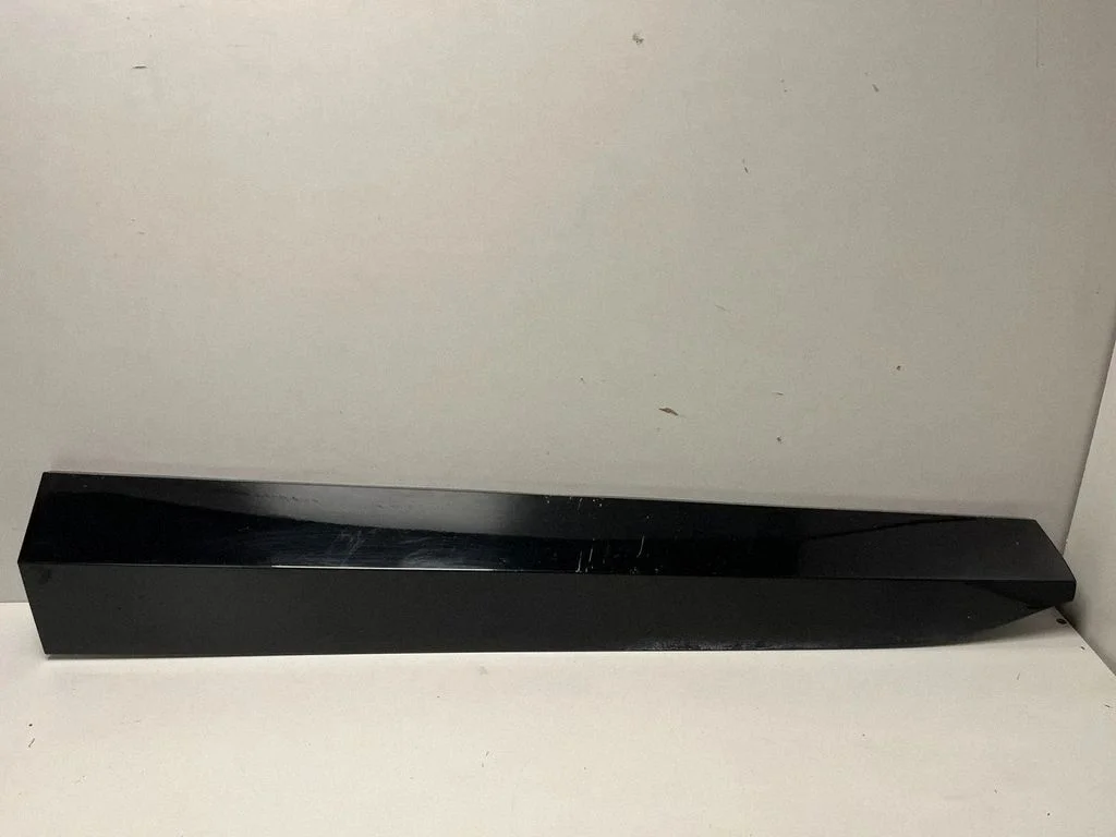 Listwa drzwi przednich – BMW XM (2022-)